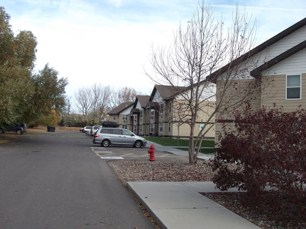 Apartment for rent at 315 E Maryland Lane, Laurel, MT 59044