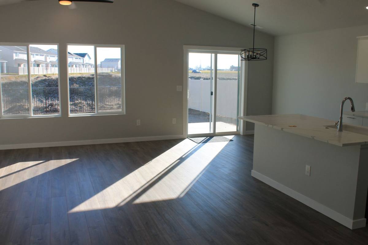 House for rent at 6643 W Redwood Creek Dr, Meridian, ID 83646