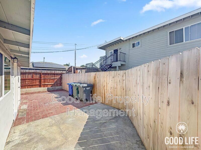 House for rent at 523 N Citrus Ave #523 Main, Vista, CA 92084