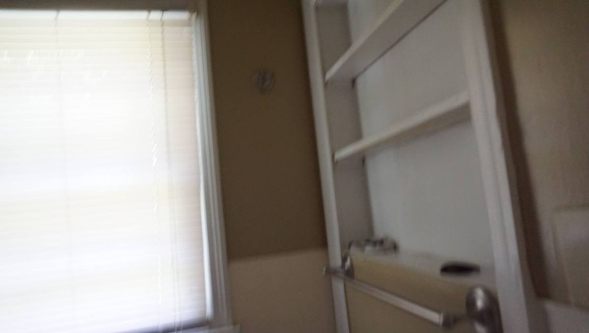 Apartment for rent at 406 E College St, Valdosta, GA 31602