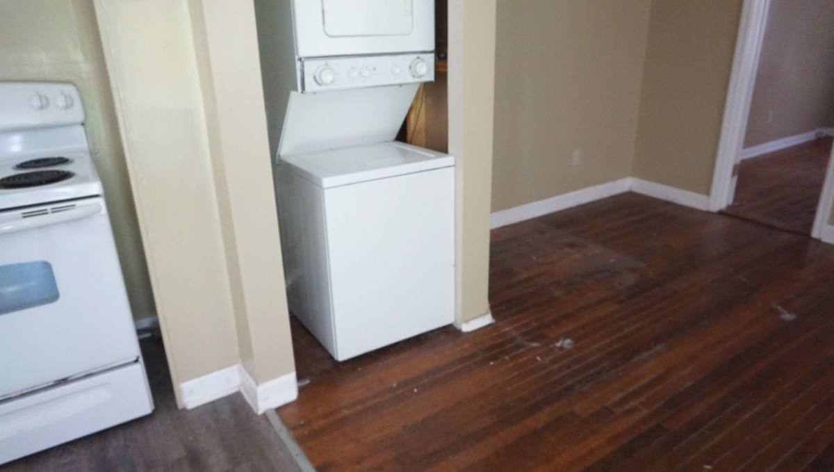 Apartment for rent at 406 E College St, Valdosta, GA 31602