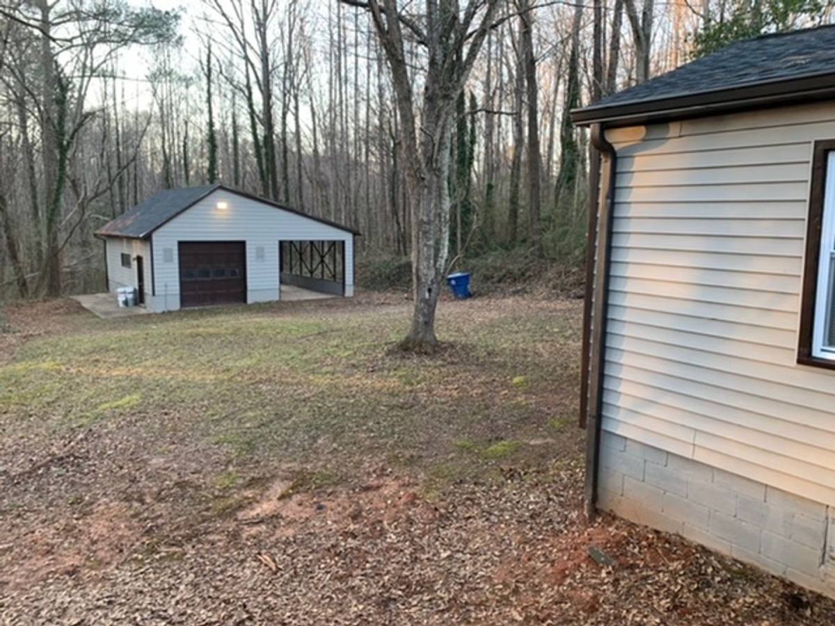 House for rent at 2111 Kimberly Rd SW, Atlanta, GA 30331