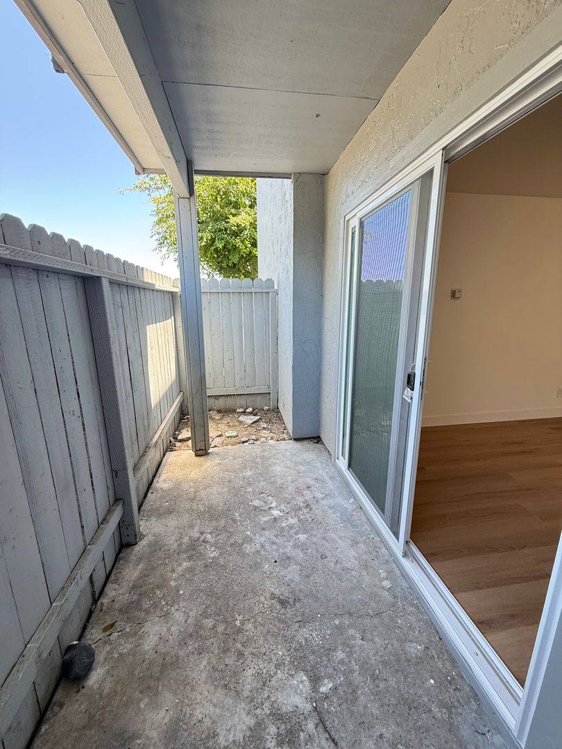 Apartment for rent at 761 Central Ave, Napa, CA 94558