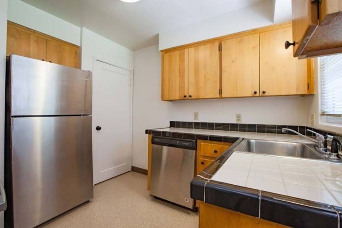 Townhouse for rent at 10227 SW Eastridge St, Portland, OR 97225