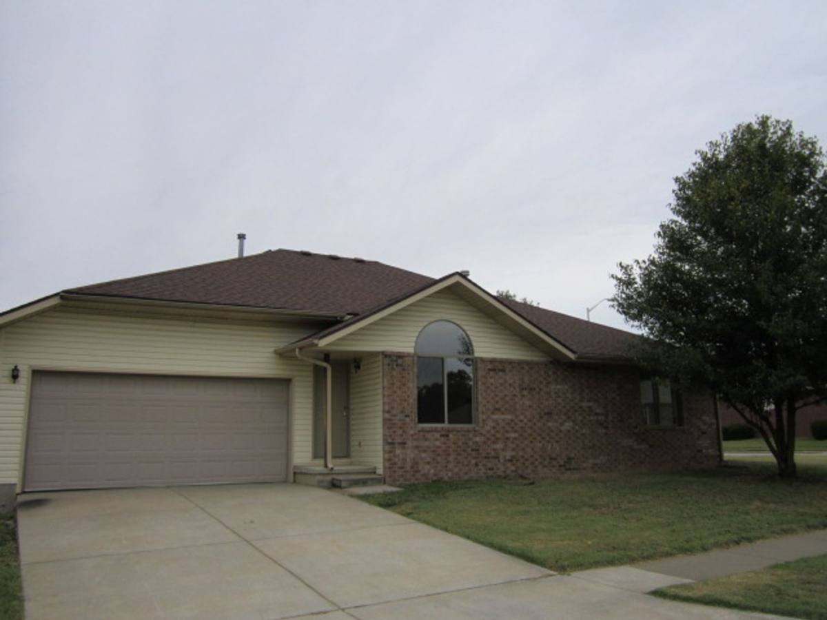 House for rent at 3406 W Montclair, Springfield, MO 65807