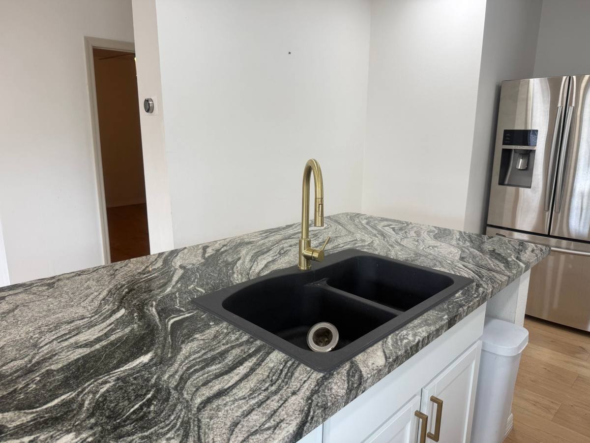 Townhouse for rent at 2021 3rd Ave E, Bradenton, FL 34208