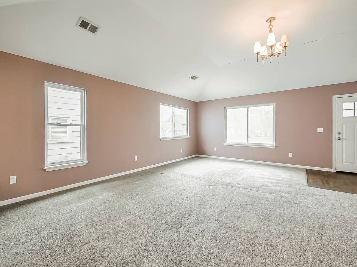 House for rent at 3079 Grove St, Keego Harbor, MI 48320