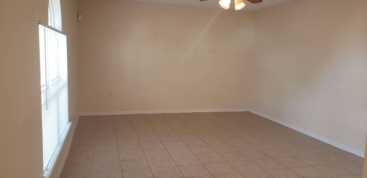 House for rent at 274 Curtis Ave, Groveland, FL 34736