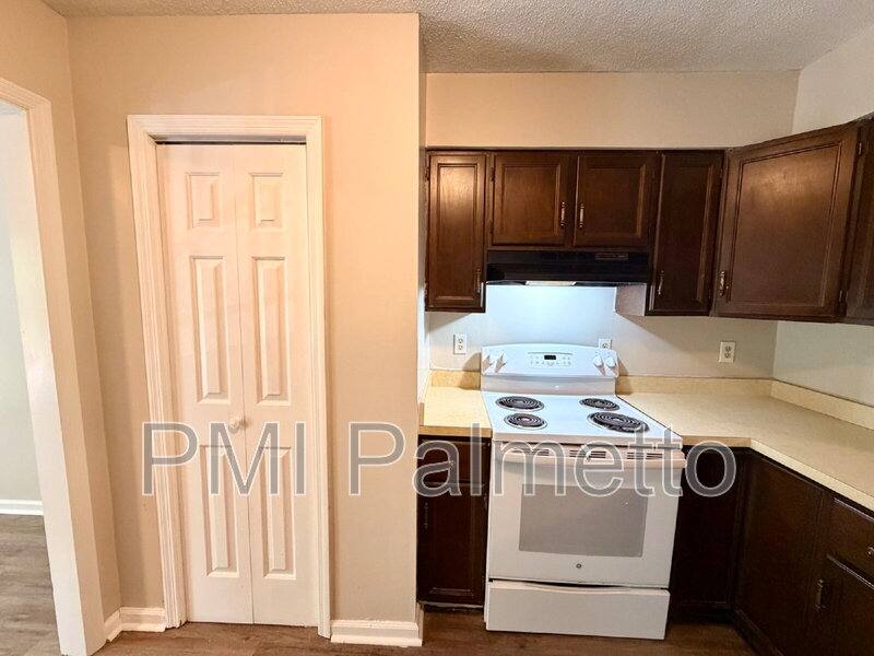 Apartment for rent at 33 Chestnut Ferry Rd #202, Camden, SC 29020