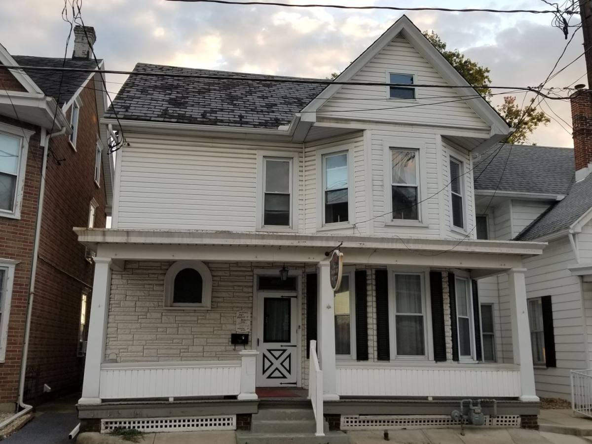 Apartment for rent at 120 W Second St, Waynesboro, PA 17268