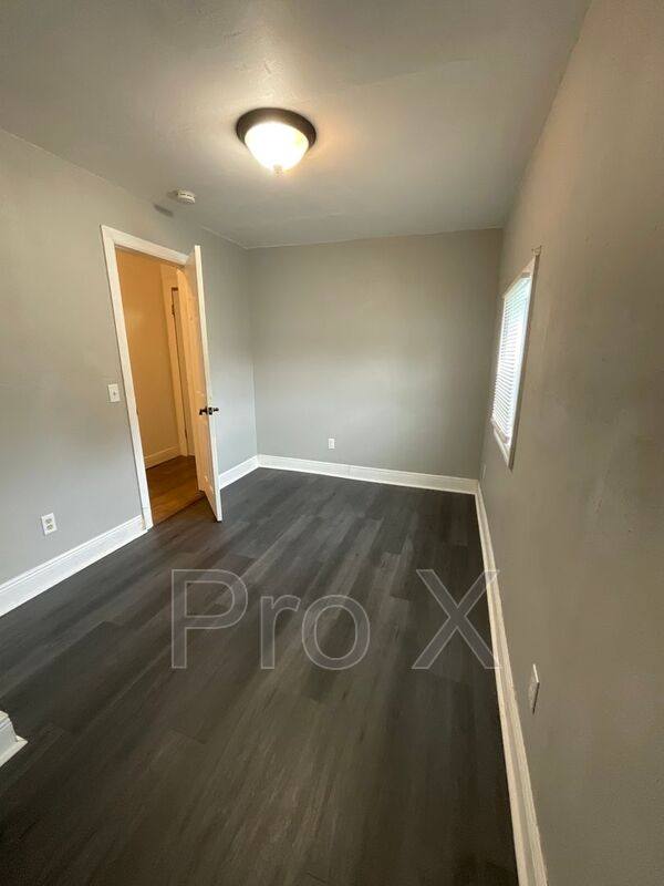 House for rent at 1011 E 4th St, Pittsburg, KS 66762