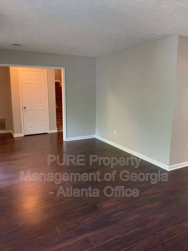 House for rent at 3227 Stonewall Dr NW, Kennesaw, GA 30152