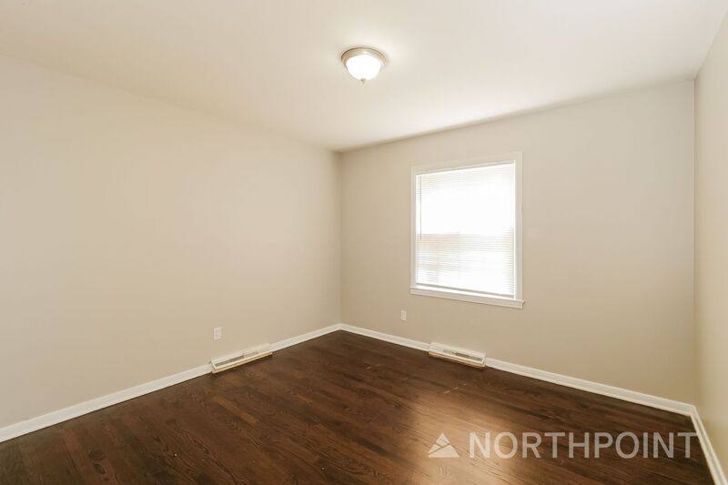 House for rent at 808 N Piute Ave, Independence, MO 64056