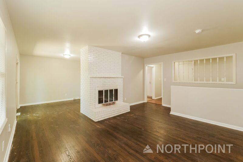 House for rent at 808 N Piute Ave, Independence, MO 64056