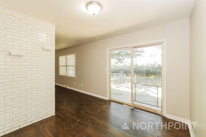 House for rent at 808 N Piute Ave, Independence, MO 64056
