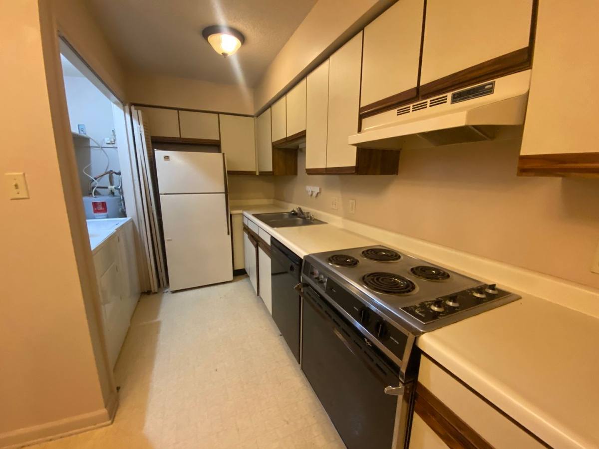 Apartment for rent at 425 Steele, Jonesboro, AR 72401
