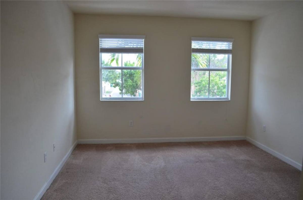 Townhouse for rent at 17093 SW 93rd St, Miami, FL 33196