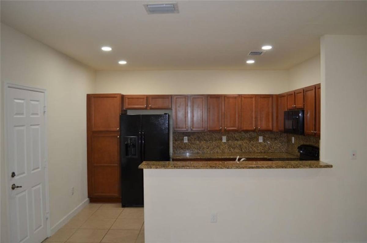 Townhouse for rent at 17093 SW 93rd St, Miami, FL 33196