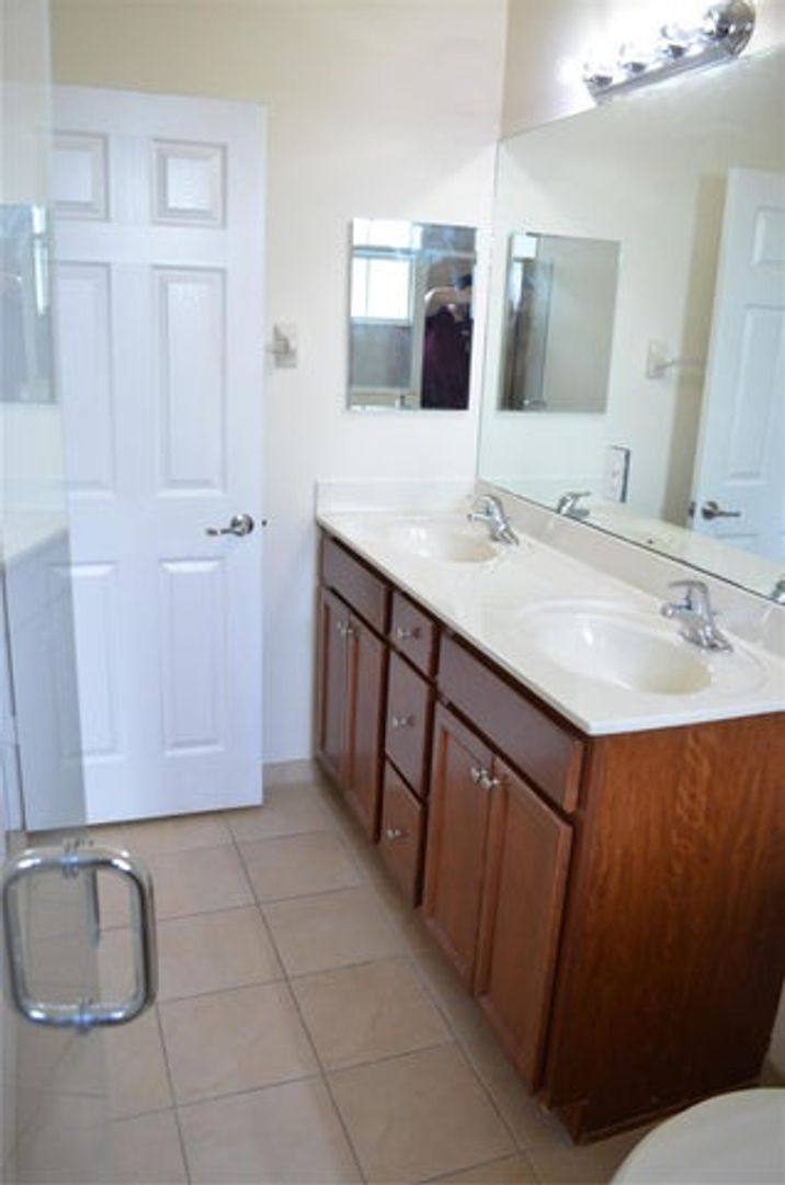 Townhouse for rent at 17093 SW 93rd St, Miami, FL 33196