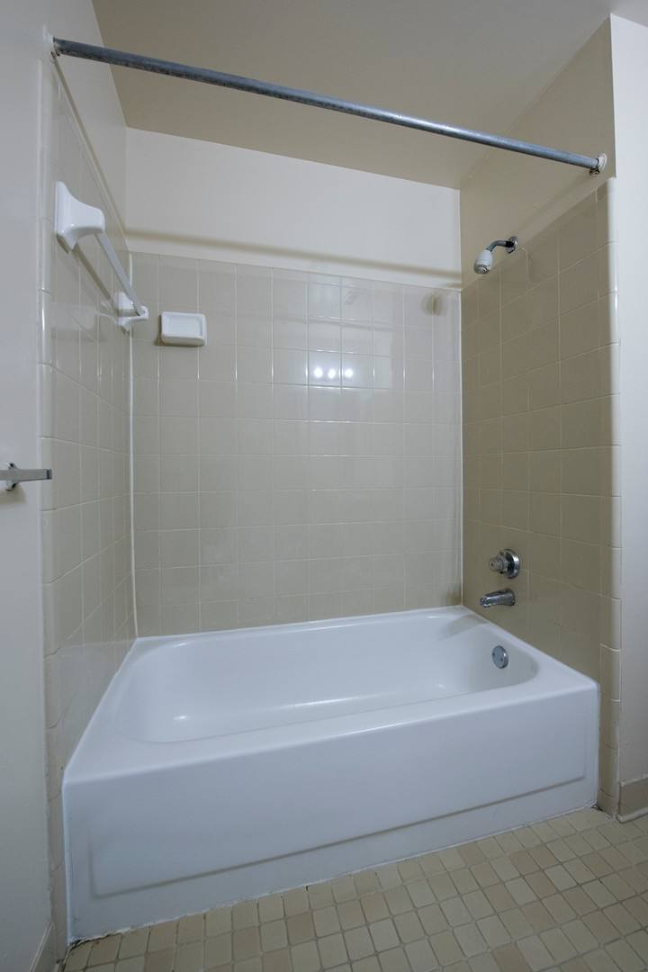 Apartment for rent at 7280 Wilderness Park Dr, Westland, MI 48185