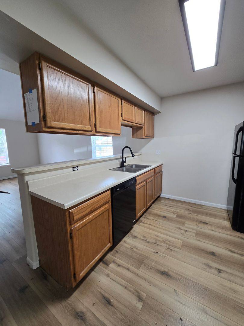 Apartment for rent at 301-303 Dorothy Dean, Columbia, MO 65203