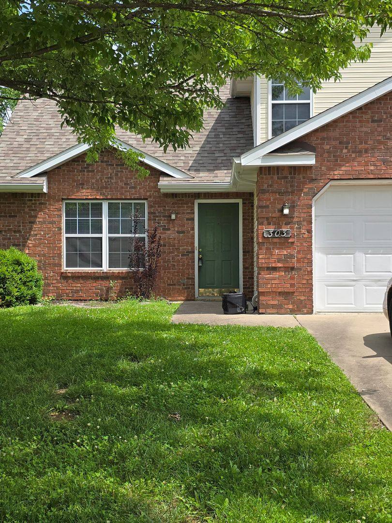 Apartment for rent at 301-303 Dorothy Dean, Columbia, MO 65203