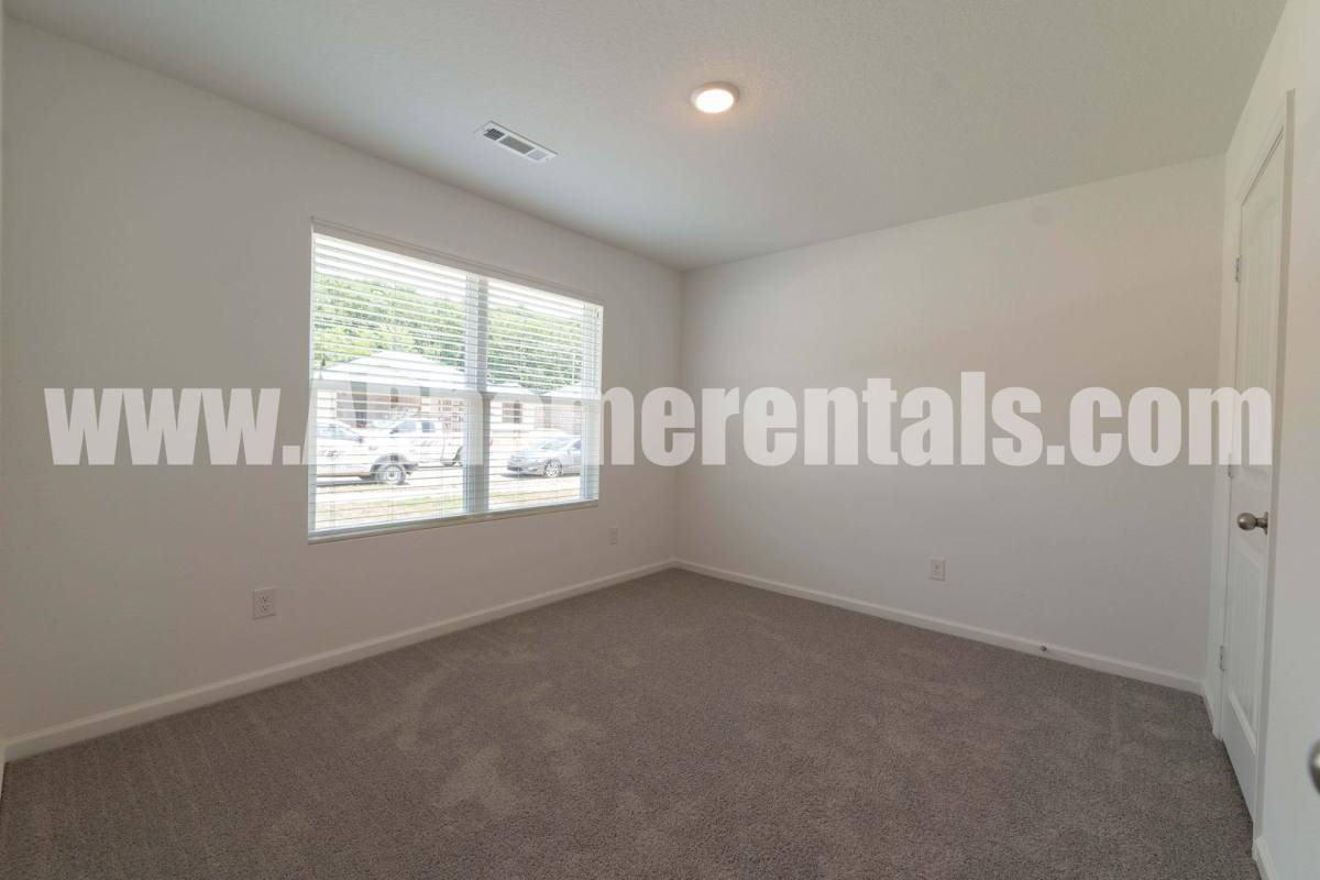 House for rent at 1125 Gallery Dr, Conway, AR 72032
