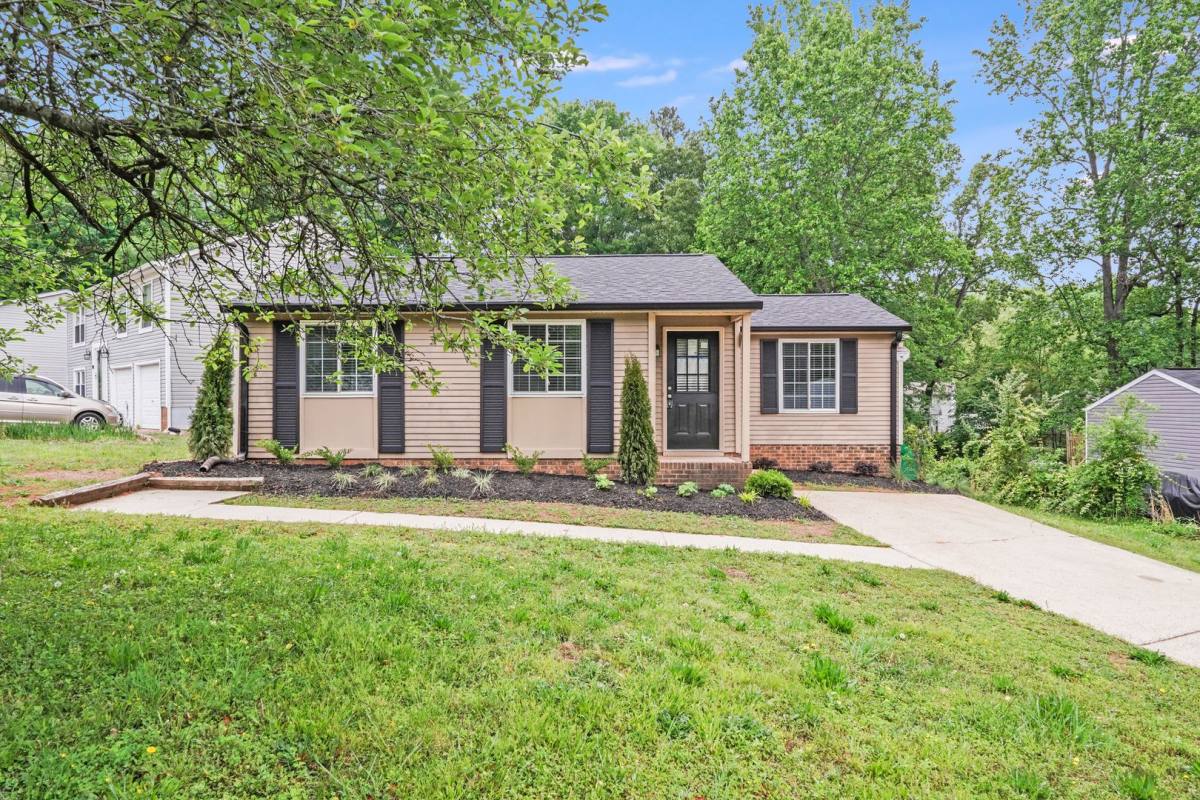 House for rent at 5001 Forest Mountain Court, Charlotte, NC 28227