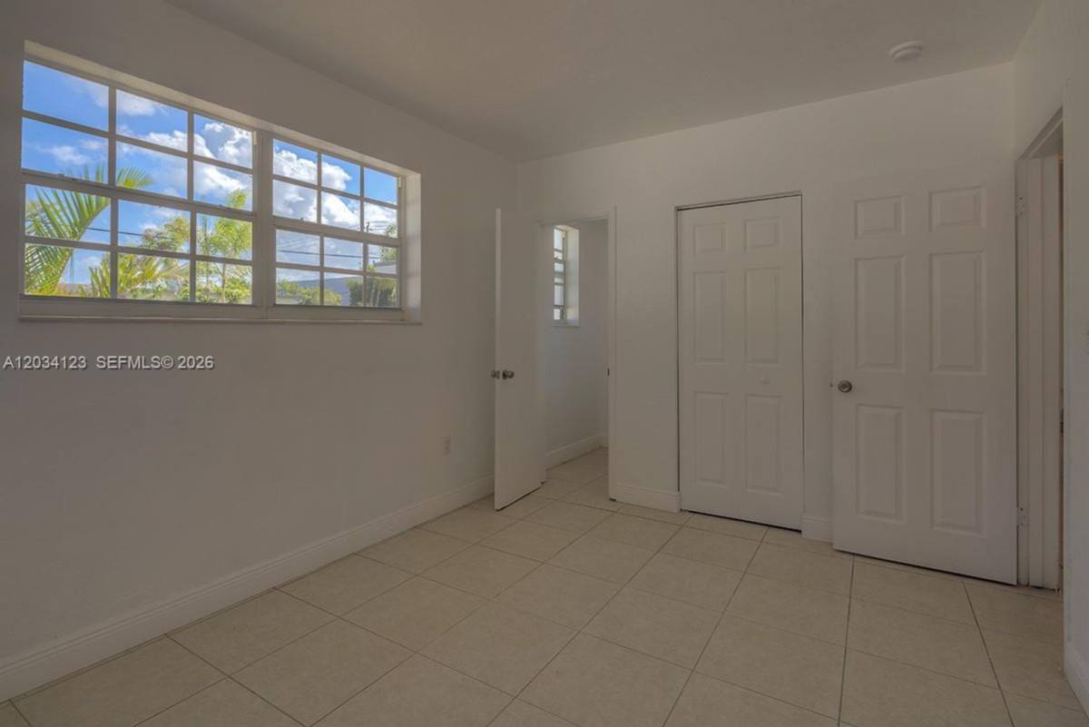 House for rent at 160 NW 199th St, Miami, FL 33169