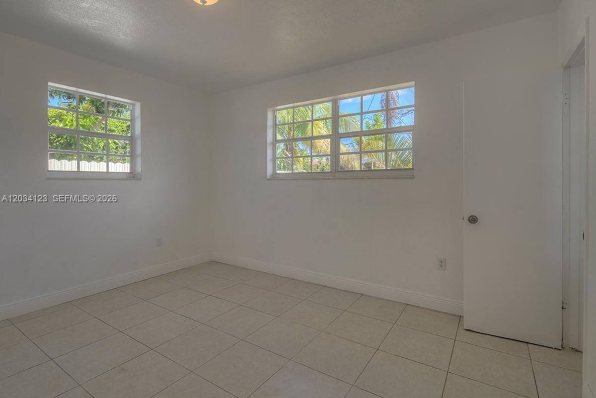 House for rent at 160 NW 199th St, Miami, FL 33169
