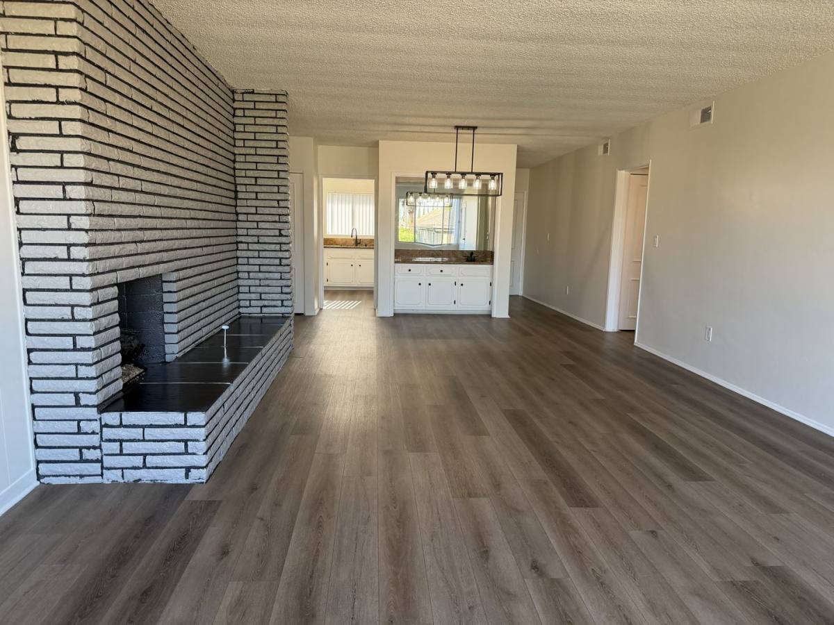 Apartment for rent at 488 W Duarte Rd, Arcadia, CA 91007