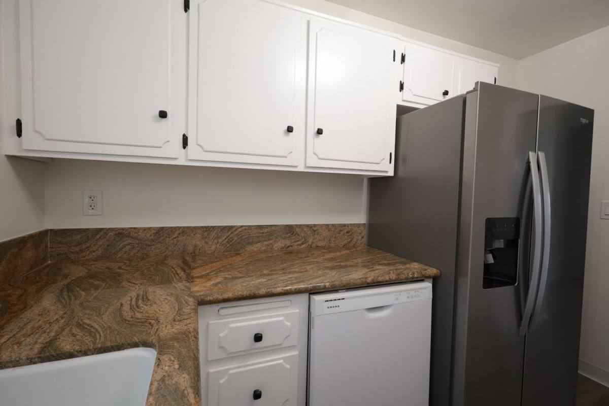 Apartment for rent at 488 W Duarte Rd, Arcadia, CA 91007