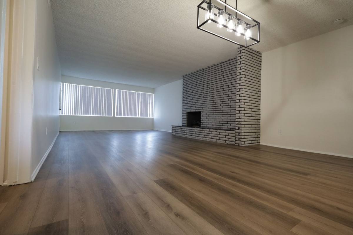 Apartment for rent at 488 W Duarte Rd, Arcadia, CA 91007