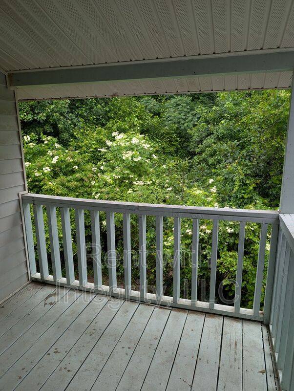 Apartment for rent at 2555 Chateau Lane #3, Tallahassee, FL 32311