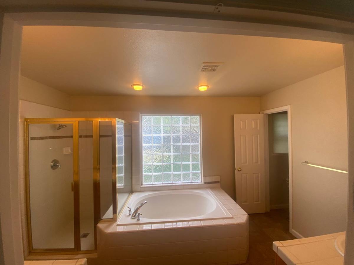 House for rent at 883 W Julia Way, Hanford, CA 93230