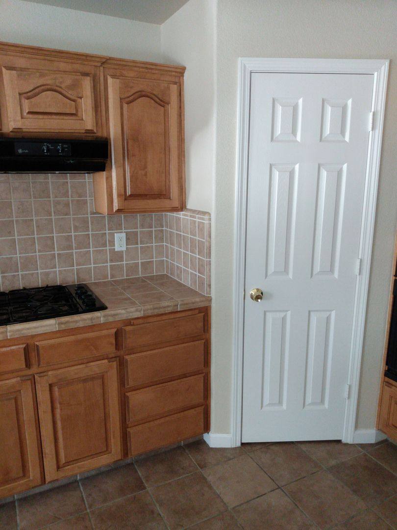 House for rent at 883 W Julia Way, Hanford, CA 93230