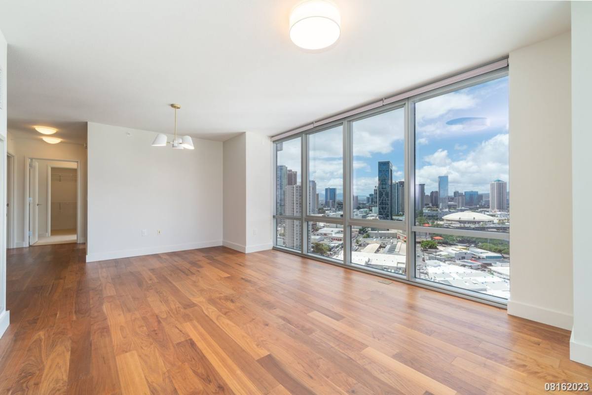Apartment for rent at 1189 Waimanu St, Honolulu, HI 96814