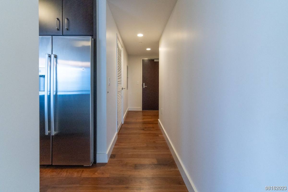 Apartment for rent at 1189 Waimanu St, Honolulu, HI 96814