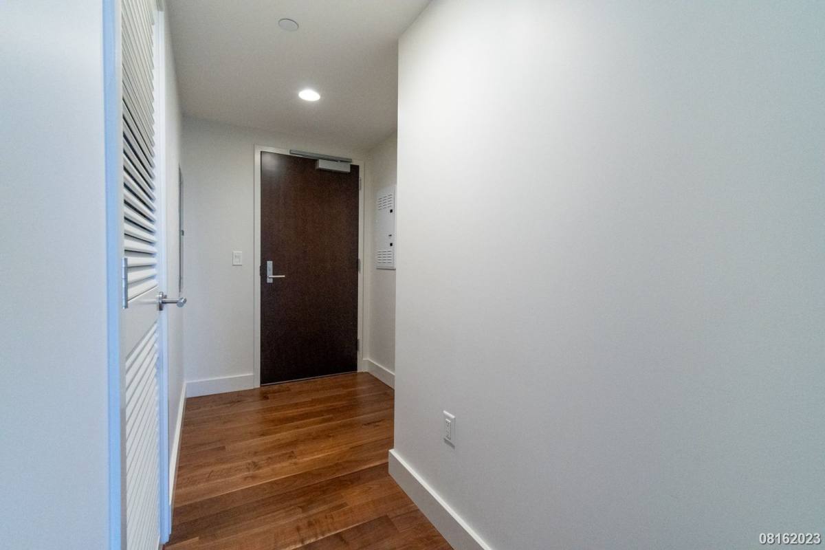 Apartment for rent at 1189 Waimanu St, Honolulu, HI 96814