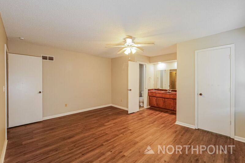 House for rent at 601 SE Richardson Place, Lees Summit, MO 64063