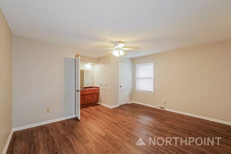 House for rent at 601 SE Richardson Place, Lees Summit, MO 64063