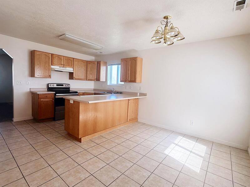 Townhouse for rent at 525 W 350 N #5, Tremonton, UT 84337