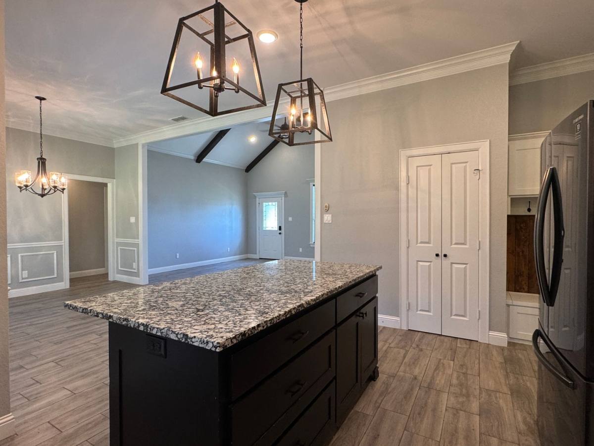House for rent at 205 Meadow Lane, Lindale, TX 75771