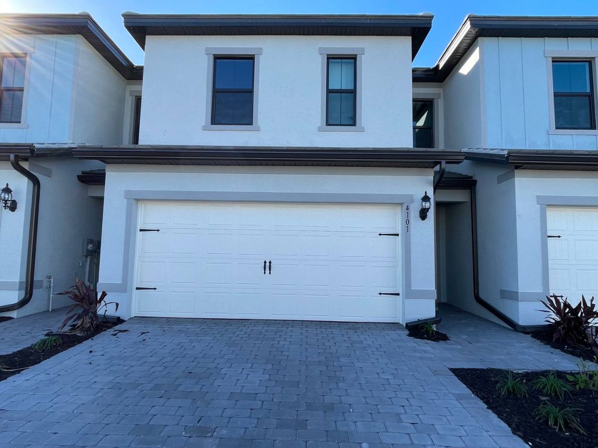 Townhouse for rent at 4101 Sonoma Oaks Circle, Naples, FL 34119