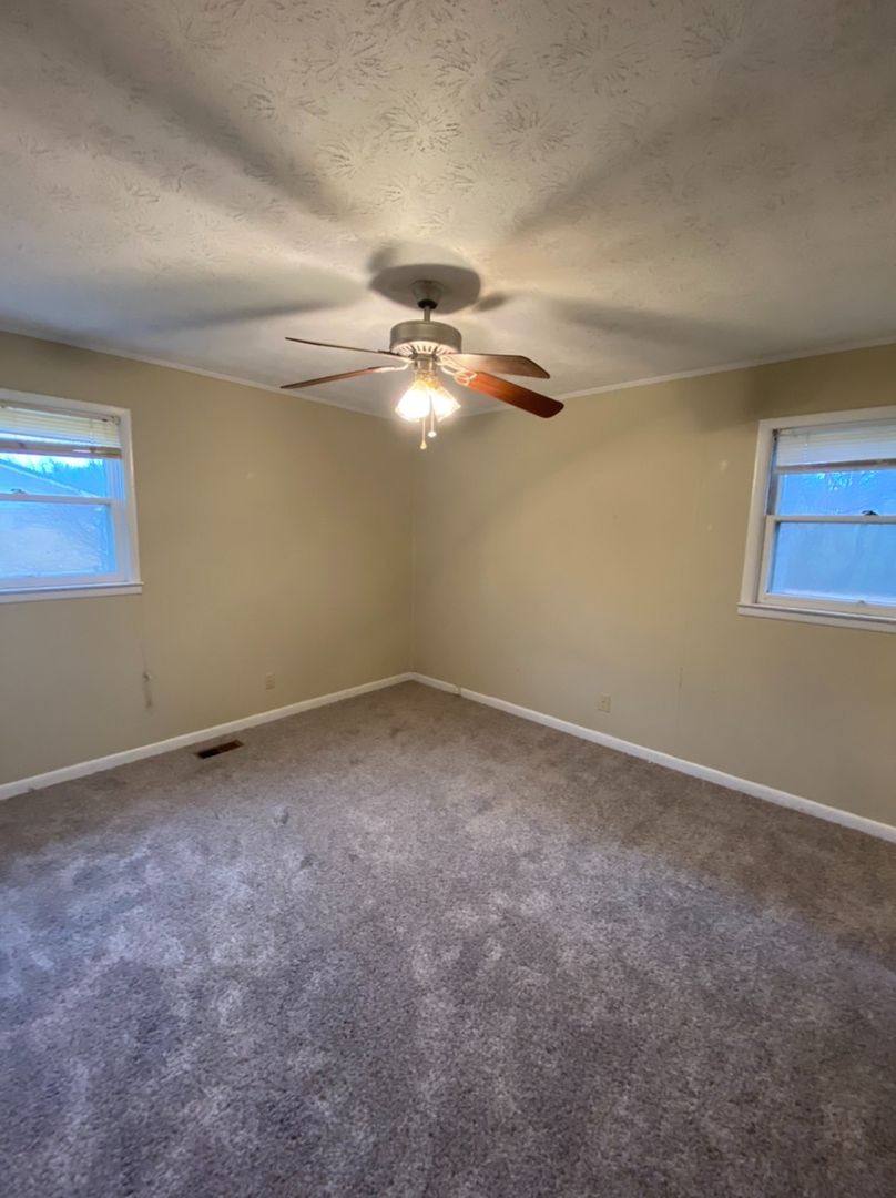 House for rent at 1329 Montevallo Rd, Weaver, AL 36277