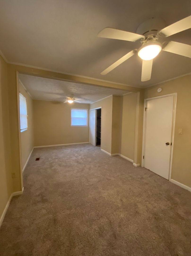 House for rent at 1329 Montevallo Rd, Weaver, AL 36277
