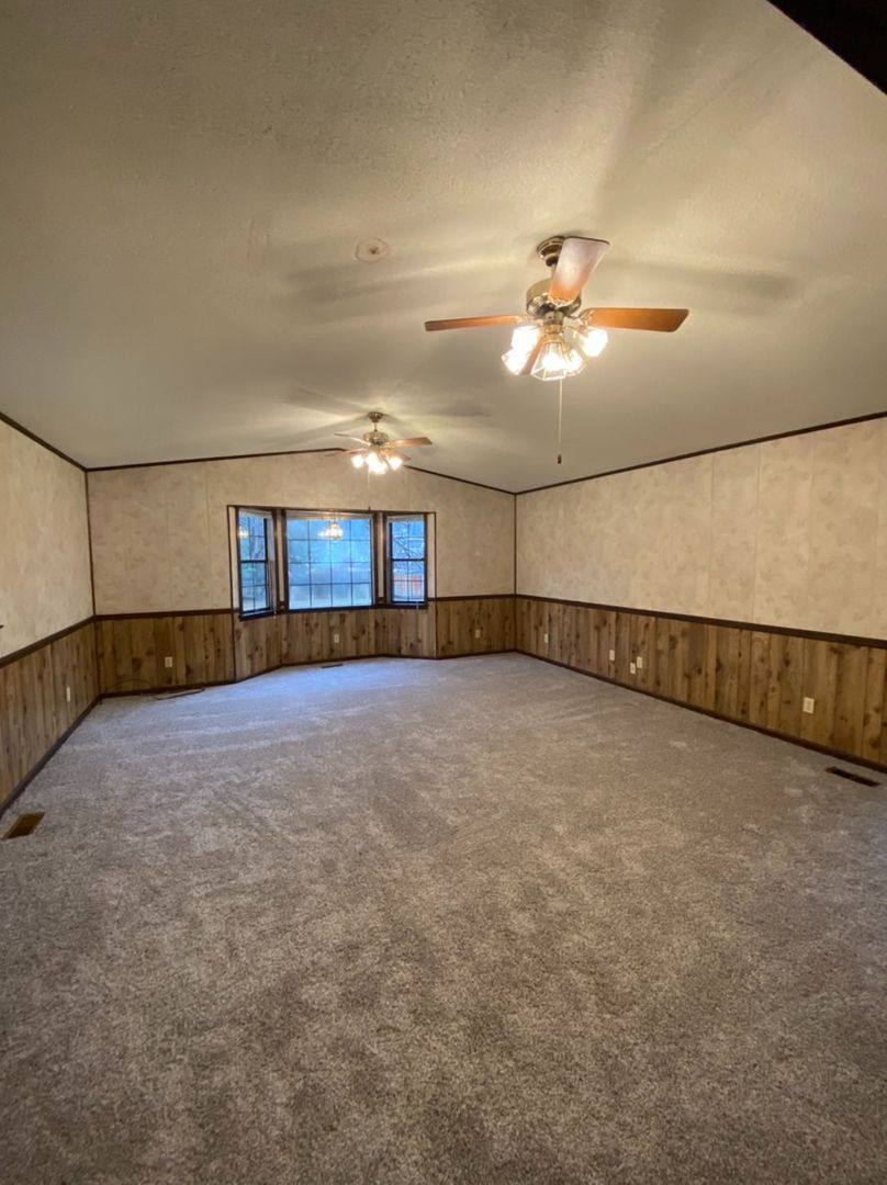 House for rent at 1329 Montevallo Rd, Weaver, AL 36277