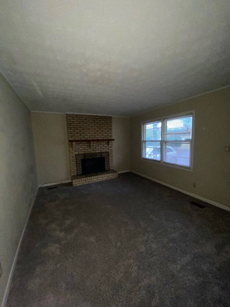 House for rent at 1329 Montevallo Rd, Weaver, AL 36277