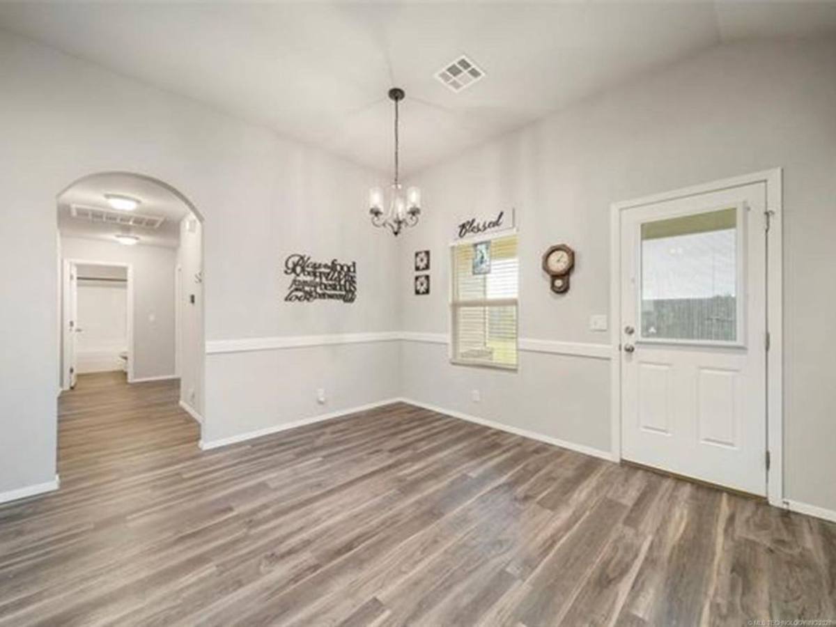 House for rent at 1204 E Quincy St, Broken Arrow, OK 74012
