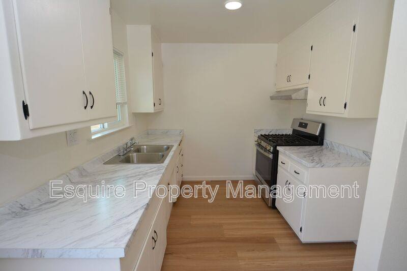 House for rent at 240 Alpine St, Oxnard, CA 93030
